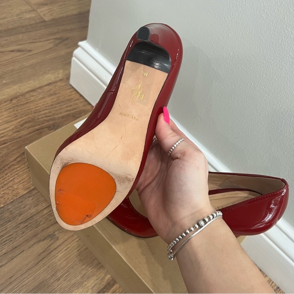Cole Haan Chelsea Pump Heels Laquer Red - Picture 3 of 7